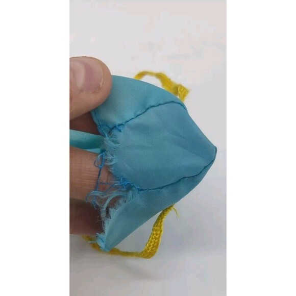 Vintage 1983 Barbie Mattel Superstar Duffle Gym Workout Bag Teal /Yellow Straps - Picture 8 of 8